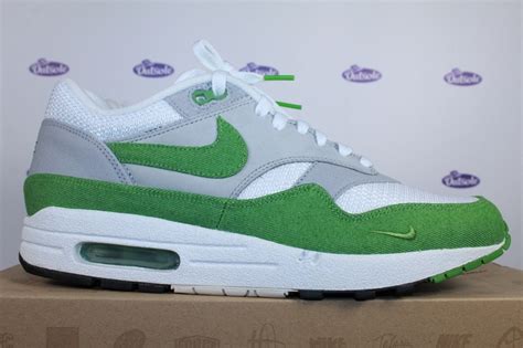 nike air max 1 chlorophyll.